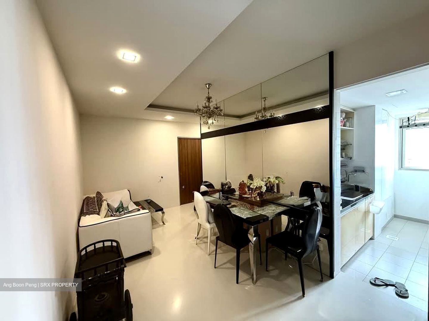 Casa Merah (D16), Apartment #586223531